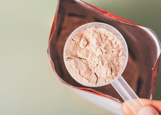 Whey Protein: Muito Além dos Músculos, um Aliado Essencial para a Saúde